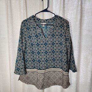 Dress shirt, dark teal color with white and black pattern, Dana Buchman, Med.